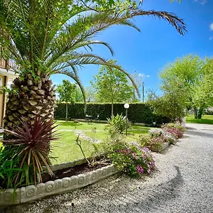 Lorena , Forte dei Marmi Italia